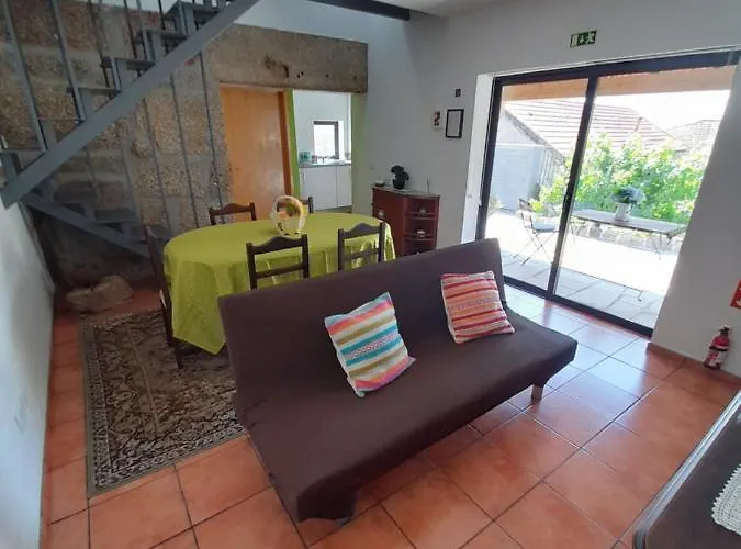 בית נופש Casas Do Arrabalde *